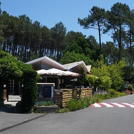 Village Vacances Les Chenes De Léon Dış mekan fotoğraf